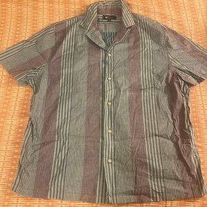 Reyn spooner Button down shirt size medium